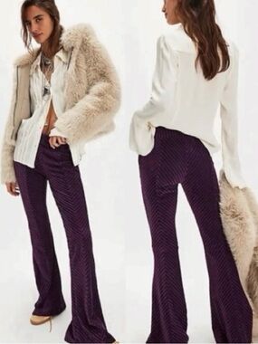 Free People Retro 70s Penny Pull-On Velvet Flare Pants Vintage Grape XL NWT